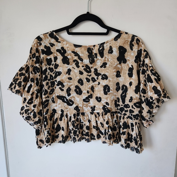 Zulu and Zephyr Leopard Print Top - Picture 3 of 5